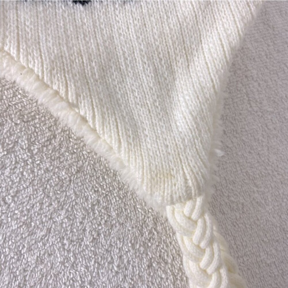 5/$25 Robin Ruth Jamaica White Black Knit Fleece Lined Hat W Ear Flaps & Pom Pom - Picture 12 of 15